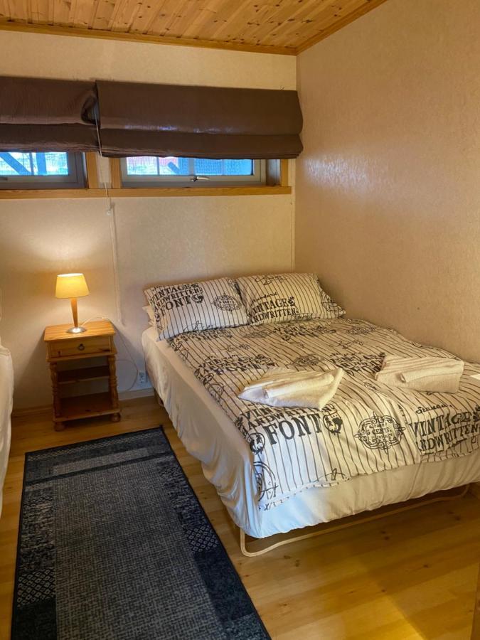 Heloise'S Accommodation Fredvang ภายนอก รูปภาพ
