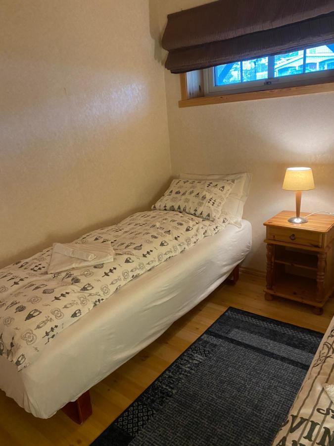 Heloise'S Accommodation Fredvang ภายนอก รูปภาพ